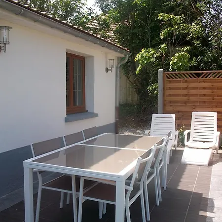 Dom wakacyjny Chez Philomene Surques