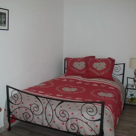 Dom wakacyjny Chez Philomene Surques